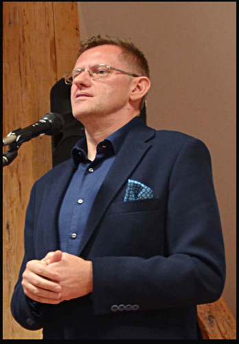 Zdjęcie prezentujące postać Zbigniewa Kadłubeka