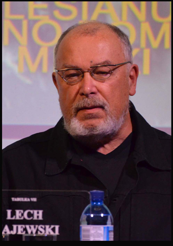 Zdjęcie prezentujące postać Lecha Majewskiego