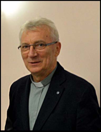 Zdjęcie prezentujące postać Jerzego Szymika